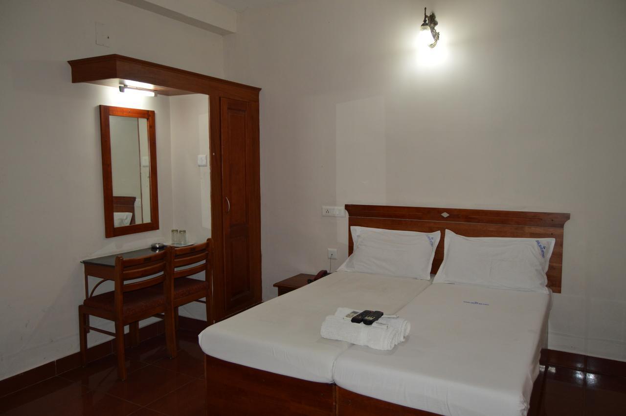 Shalimar Metro Hotel Kochi Kültér fotó
